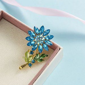 Beautiful Blue Flower Brooch Pin